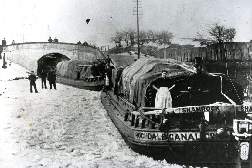 Historic photograph of a narrowboat on the Rochdale Canal