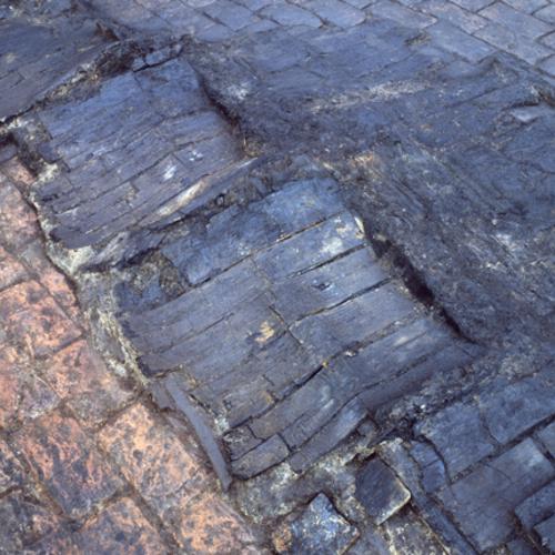 Great Fire of London archaeological deposists from Pudding Lane (c) MOLA